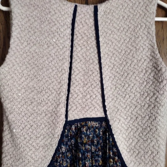 pinkyotto Dress Sleeveless Knit Bodice Pleated Floral Skirt - Picture 3 of 6